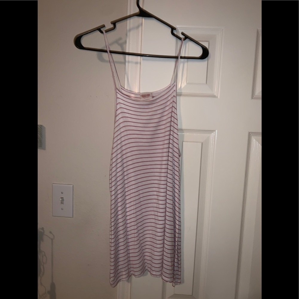 Simple white and burgundy stripped tank